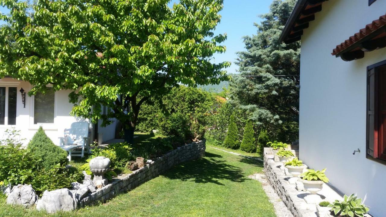 Holiday Home Slavi Vipava Exterior foto